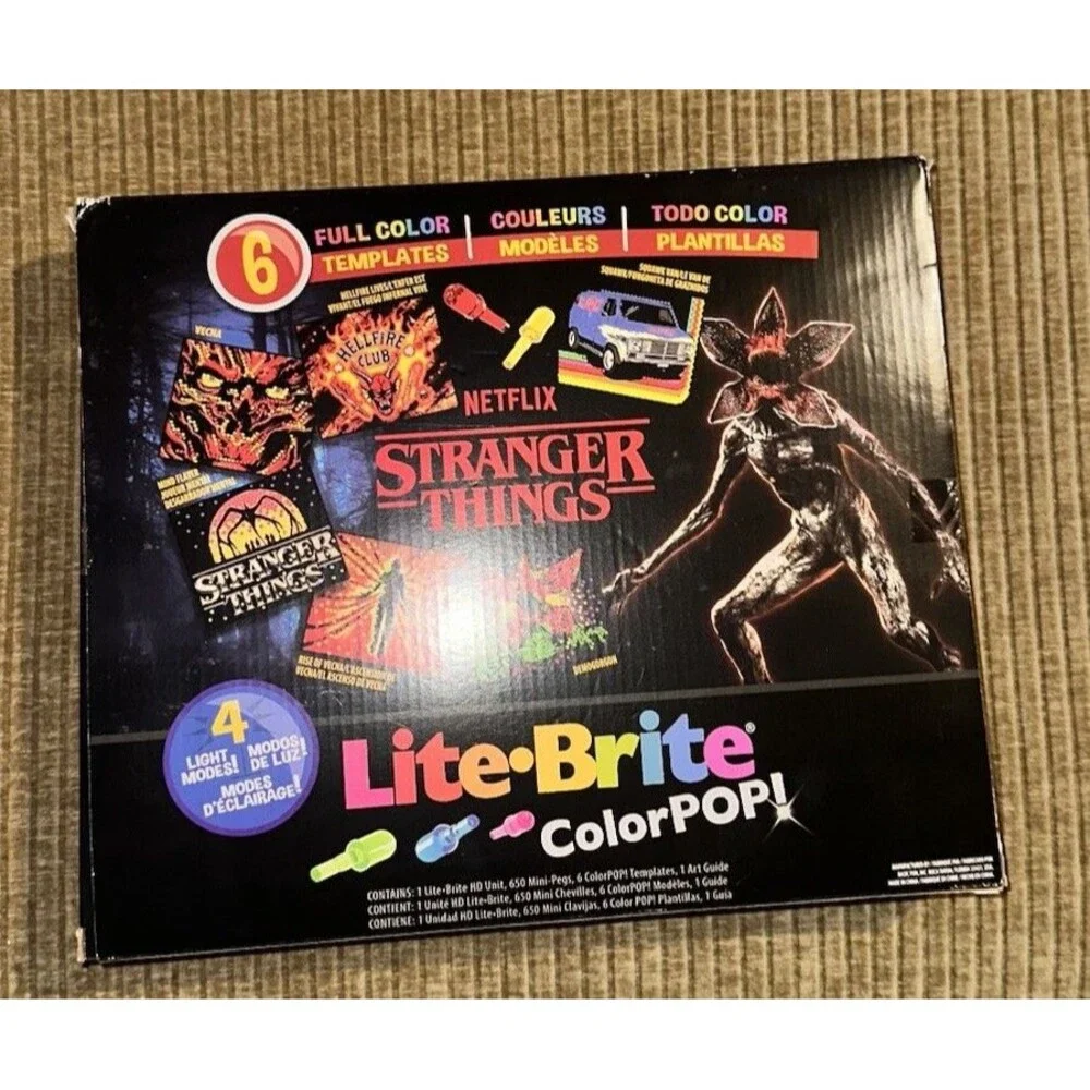 Netflix Stranger Things Lite Brite Colorpop! Full Color Templates 650 Pegs EUC